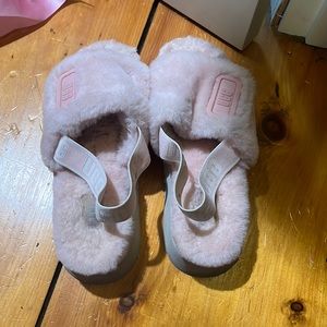 Platform uggs slippers